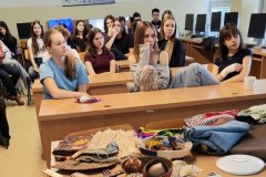 d6fc5698-69ce-45eb-a5e0-fcc55ecab32c