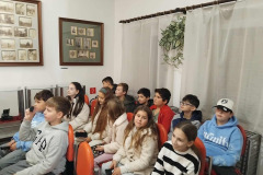resize_image_68fa7842c70d7