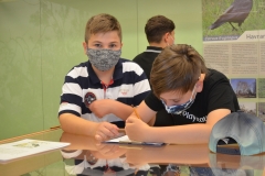 Piataci na výstave Havrany a ich príbuzní
