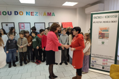 resize_image_693986f169dda