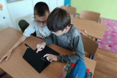 resize_image_68e41b75b2dd1